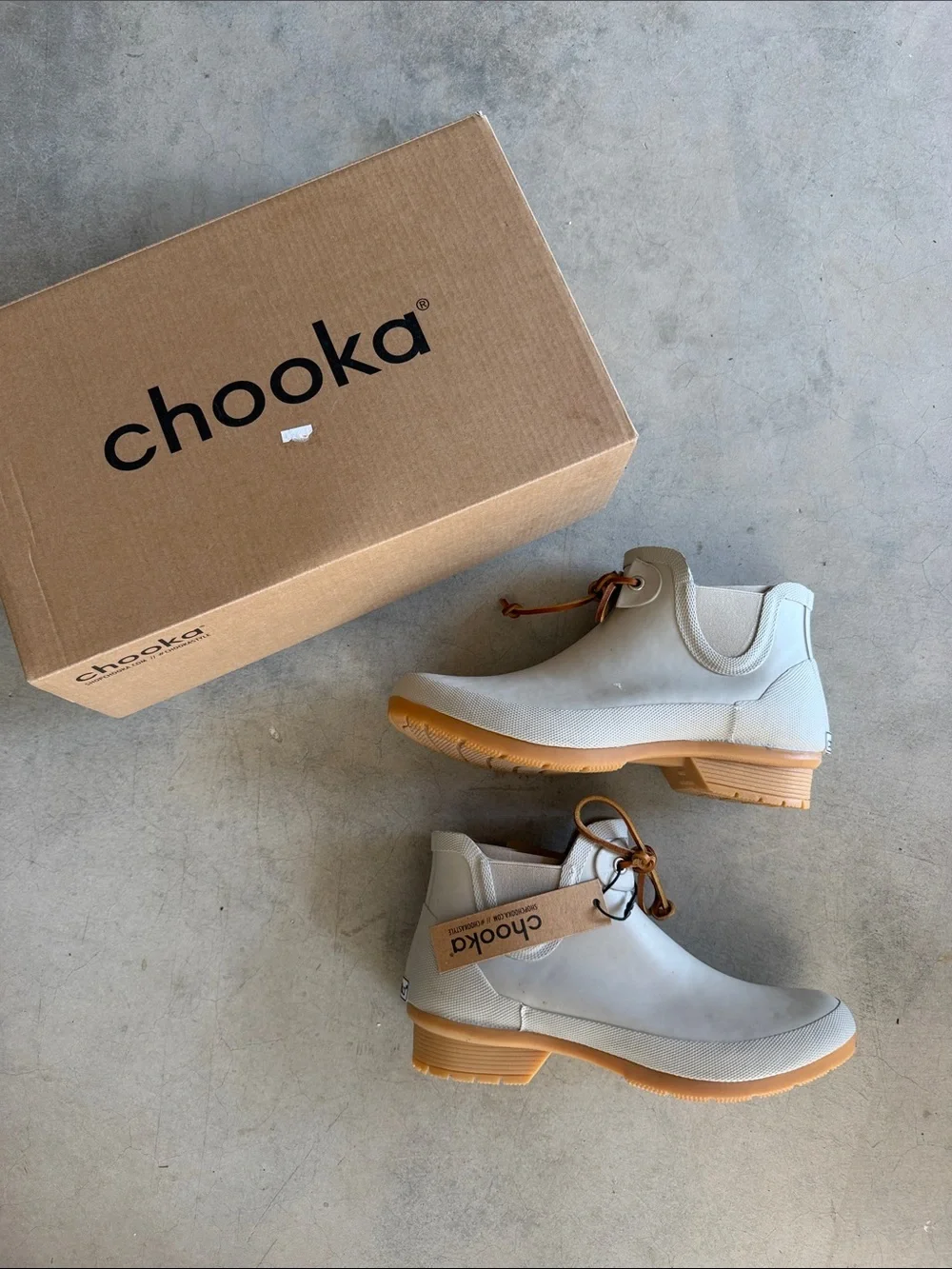 chooka Waterproof Ankle Rain Boots with Gum Sole size 7 sand, color, memory foam